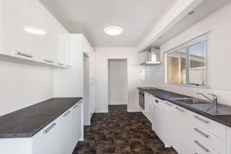 Photo of property in 14a Mildmay Road, Henderson, Auckland, 0610