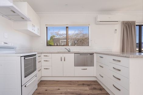 Photo of property in 30b Fort Street, Cambridge, 3434