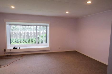 Photo of property in 35 Young Street, New Plymouth, 4310