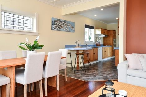 Photo of property in 24 Te Aroha Street, Hamilton East, Hamilton, 3216