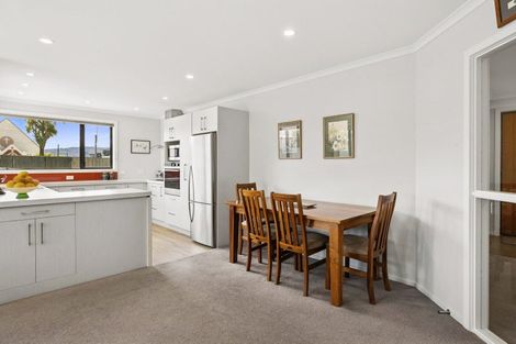 Photo of property in 64 Queens Drive, Saint Kilda, Dunedin, 9012