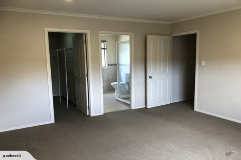 Photo of property in 28 Toomer Place, Beachlands, Auckland, 2018