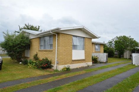 Photo of property in 42 Hinemoa Street, Levin, 5510