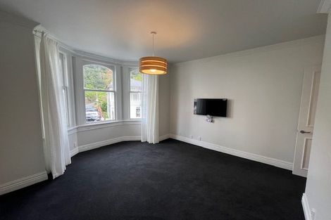 Photo of property in 18 Portland Crescent, Thorndon, Wellington, 6011