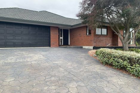 Photo of property in 43 Orlando Crescent, Waimairi Beach, Christchurch, 8083