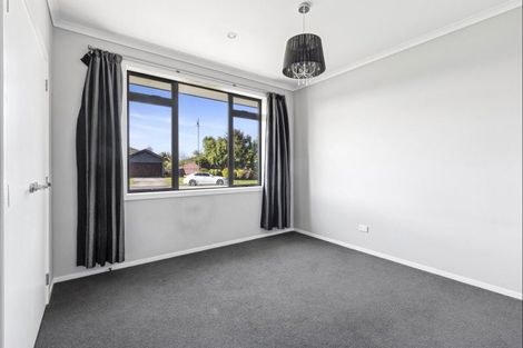 Photo of property in 2 Kowhai Drive, Cambridge, 3434