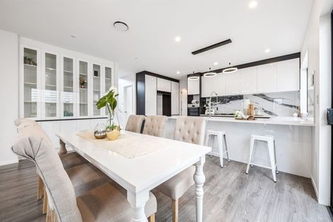 Photo of property in 82 Tir Conaill Avenue, Flat Bush, Auckland, 2019