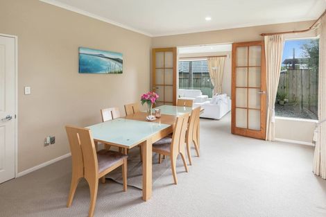 Photo of property in 100 Middlefield Drive, Flat Bush, Auckland, 2016