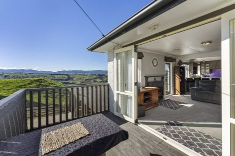 Photo of property in 2850 Kimbolton Road, Kimbolton, Feilding, 4777