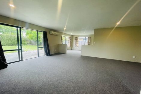 Photo of property in 20 Ballymena Drive, Belfast, Christchurch, 8051