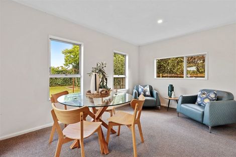 Photo of property in 16 Manor Place, Bryndwr, Christchurch, 8053