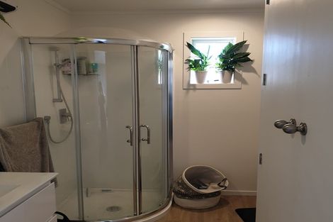 Photo of property in 96 Wharf Road, Clarks Beach, Pukekohe, 2679