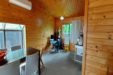 Photo of property in 2/46 Sunnynook Road, Sunnynook, Auckland, 0620