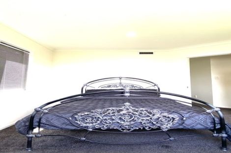 Photo of property in 84 Cypress Drive, Maungaraki, Lower Hutt, 5010