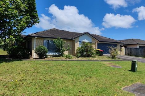 Photo of property in 1 Gortin Close, East Tamaki, Auckland, 2013