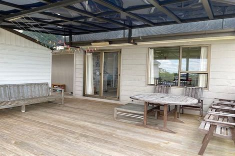 Photo of property in 17 Rotoma Rise, Clover Park, Auckland, 2019