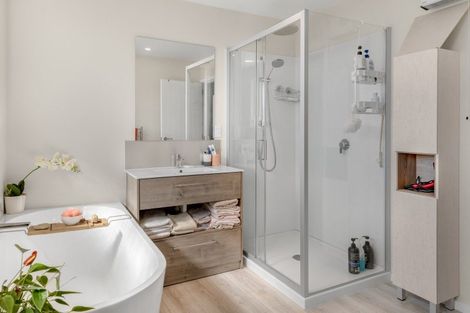 Photo of property in 92 Henley Street, Westport, 7825