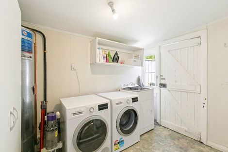 Photo of property in 54 Kilbirnie Crescent, Kilbirnie, Wellington, 6022