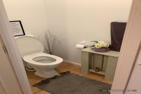 Photo of property in 22 Anaheim Boulevard, Shamrock Park, Auckland, 2016