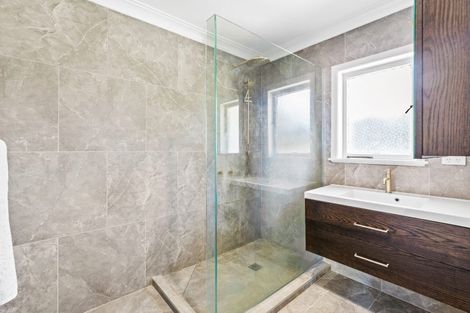 Photo of property in 8 Station Road, Pukekohe, 2120