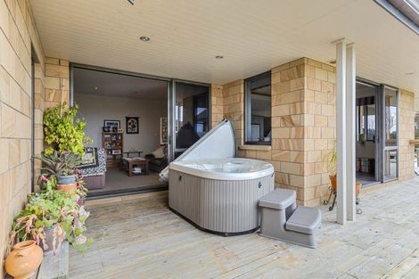 Photo of property in 48 Swan Road, Te Kauwhata, 3781