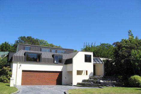 Photo of property in 33 Rembrandt Place, Burnside, Christchurch, 8053