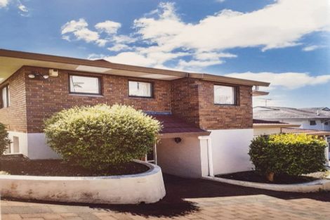 Photo of property in 64a Oakdale Road, Mount Roskill, Auckland, 1041