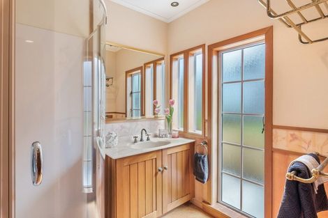 Photo of property in 100 The Esplanade, Raumati South, Paraparaumu, 5032