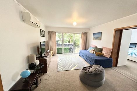 Photo of property in 8 Divich Avenue, Te Atatu South, Auckland, 0610