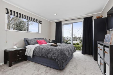 Photo of property in 1/60 Penzance Road, Mairangi Bay, Auckland, 0630