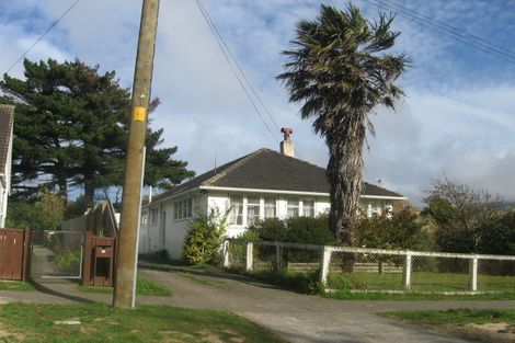 Photo of property in 30 Mungavin Avenue, Ranui, Porirua, 5024