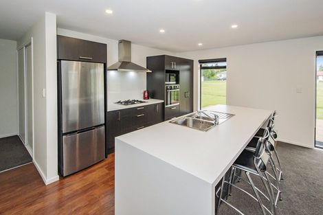 Photo of property in 24 Regent Street, Springfield, 7681