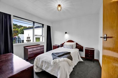 Photo of property in 9 Waimea Street, Westown, New Plymouth, 4310