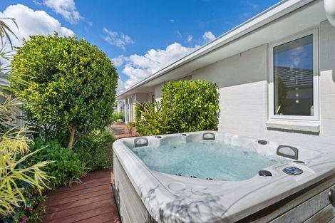 Photo of property in 29 Lakeside Terrace, Omokoroa, 3114