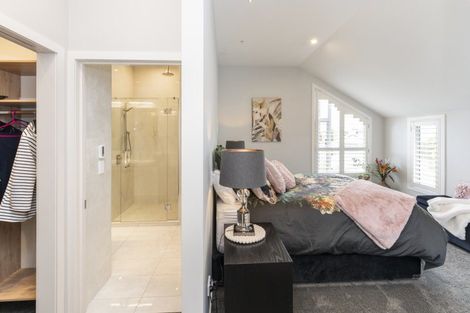 Photo of property in 18 Millpond Place, Parklands, Christchurch, 8083