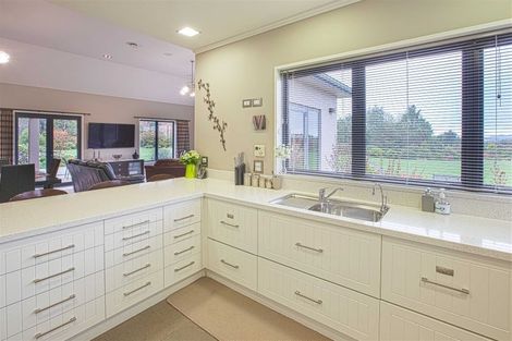 Photo of property in 41 Arcadia Place, Seaward Bush, Invercargill, 9812