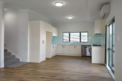 Photo of property in 91 Kamara Road, Glen Eden, Auckland, 0602