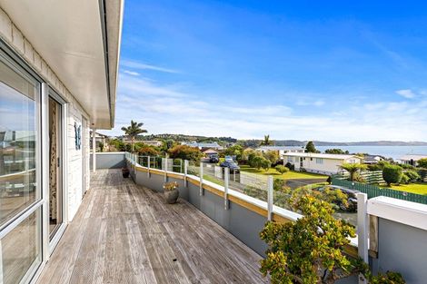 Photo of property in 7 Carmen Terrace, Snells Beach, 0920