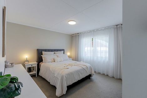 Photo of property in 49a Leinster Avenue, Raumati South, Paraparaumu, 5032