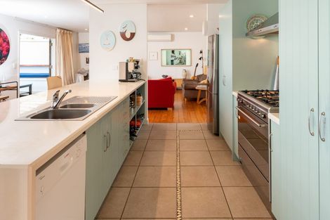 Photo of property in 23 Rangihiroa Street, Waikanae Beach, Waikanae, 5036