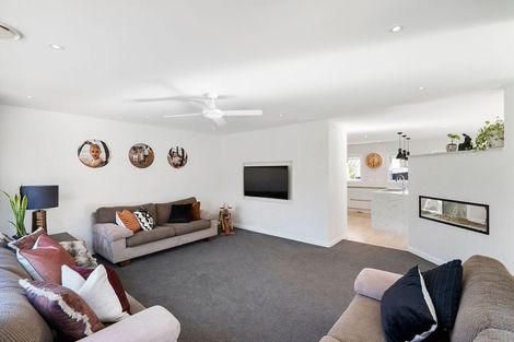 Photo of property in 265a Vipond Road, Stanmore Bay, Whangaparaoa, 0932