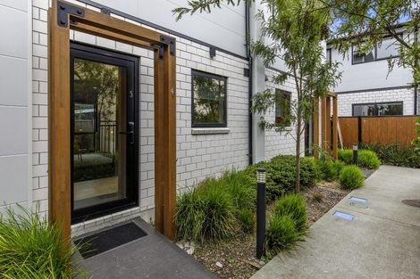 Photo of property in 5/4 Johnston Grove, Taita, Lower Hutt, 5011