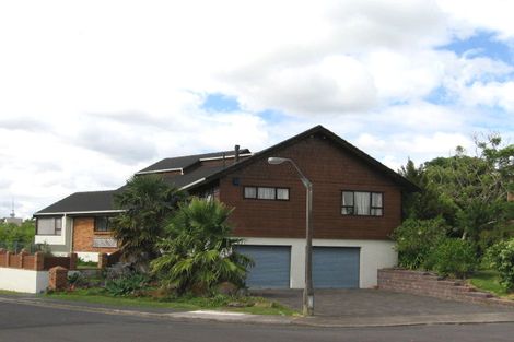 Photo of property in 21 Tarahanga Street, Northcote, Auckland, 0627
