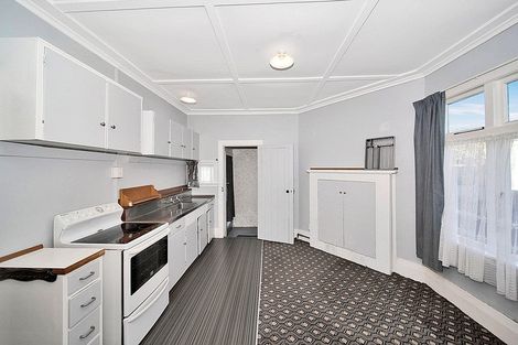 Photo of property in 52 Waihi Road, Hawera, 4610