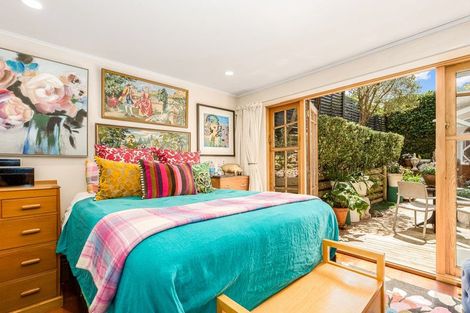 Photo of property in 9 Karepa Street, Brooklyn, Wellington, 6021