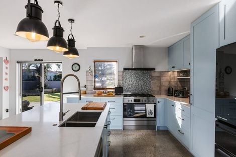 Photo of property in 27 Bermuda Drive, Papamoa Beach, Papamoa, 3118