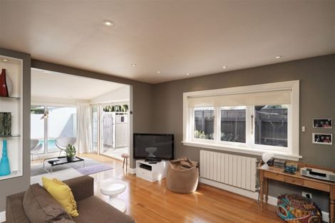 Photo of property in 12 Marriner Street, Sumner, Christchurch, 8081