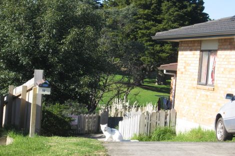 Photo of property in 70 Castlefinn Drive, Weymouth, Auckland, 2103