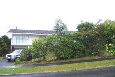 Photo of property in 7 Chelsea View Drive, Chatswood, Auckland, 0626