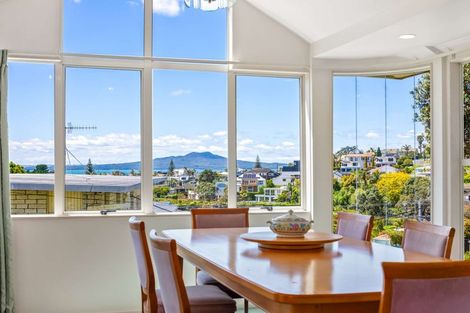 Photo of property in 1/30 Bevyn Street, Castor Bay, Auckland, 0620